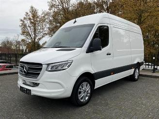 Tweedehands bestelwagen Mercedes Sprinter 317 L2H2 RWD 3.5T AHK Stoelverw. Voorruitverw. | Leder 2024/12