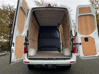 Mercedes Sprinter 317 L2H2 RWD 3.5T AHK Stoelverw. Voorruitverw. | Leder picture 9