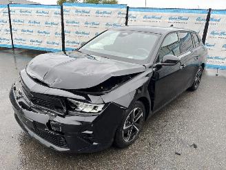 skadebil auto Opel Astra Sports Tourer GS 1.2 Turbo (96 KW) 360° | Sitzh. 2025/2