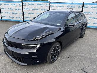 Damaged car Opel Astra Sports Tourer GS Hybrid (107kW) eDCT Automatik Pano 2025/6