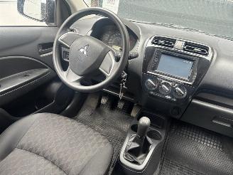 Mitsubishi Space-star Select picture 11