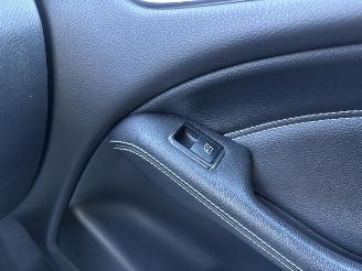 Mercedes B-klasse 180 B 180 Automaat | Half leder | Trekhaak | Bi-Xenon | Cruise picture 26