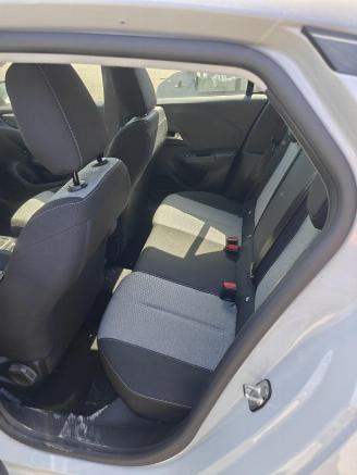 Opel Corsa Edition. Hybrid 81 kW(110 PS). 6-Gang-Doppelkupplungsgetriebe (eDCT) picture 9