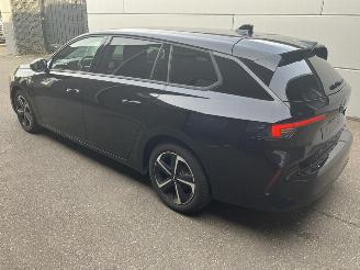 Opel Astra Sports Tourer GS. 1.2 Turbo (96 kW/130 PS) AT-8 Start/Stop Matrix picture 2