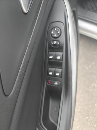 Opel Grandland X Business Edition Plug-in-Hybrid 225 PK picture 15