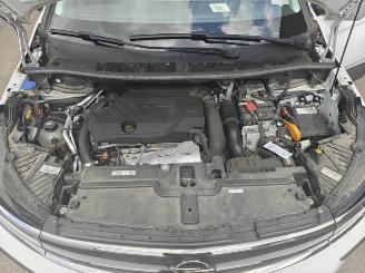 Opel Grandland X Business Edition Plug-in-Hybrid 225 PK lichte schade picture 23