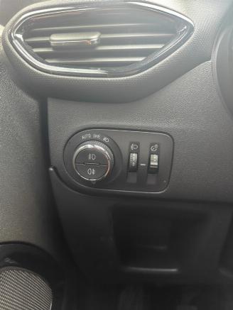 Opel Crossland X 120 Jahre 96 KW picture 26