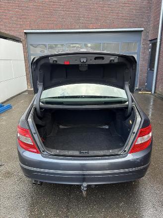 Mercedes C-klasse 200 CDI BlueEFFICIENCY picture 6