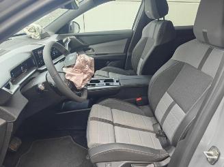 Opel Grandland (X) GS Hybrid 107 KW mild Hybrid picture 16