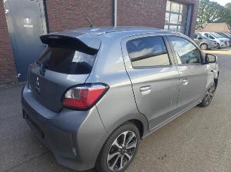 Mitsubishi Space-star Select+ picture 3