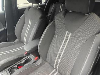 Opel Corsa GS 1.2 Direct Injection Turbo 100 kW(136 PS)48V Hybrid.6-Gang-Doppelkupplungsgetriebe(eDCT) picture 17