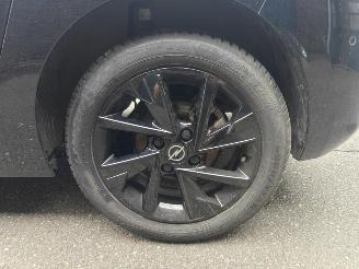 Opel Corsa GS 1.2 Direct Injection Turbo 100 kW(136 PS)48V Hybrid.6-Gang-Doppelkupplungsgetriebe(eDCT) picture 12