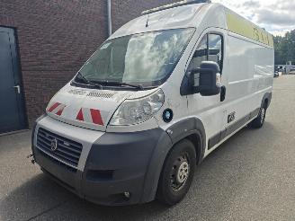 damaged commercial vehicles Fiat Ducato 150 PK L4 Ambulance 2014/4