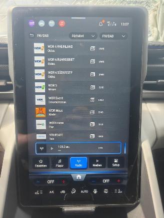 Ford Explorer Premium RWD (77kW) picture 28
