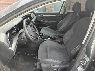 Volkswagen Golf 1.5 eTSI 110 kW Style DSG picture 15
