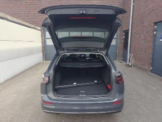 Volkswagen Golf 1.5 eTSI 110 kW Style DSG picture 7