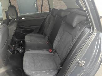 Volkswagen Golf 1.5 eTSI 110 kW Style DSG picture 14