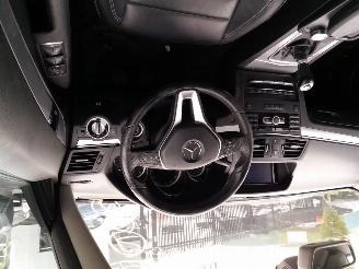 Mercedes E-klasse E207 220 CDI COUPE CABRIO picture 9