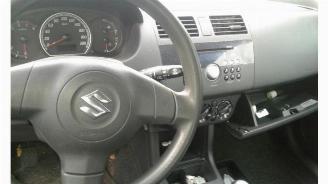 Suzuki Swift Swift (ZA/ZC/ZD1/2/3/9), Hatchback, 2005 / 2010 1.3 VVT 16V picture 6