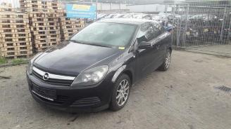 Salvage car Opel Astra  2007/9