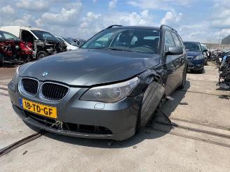 uszkodzony samochody osobowe BMW 5-serie 5 serie Touring (E61), Combi, 2004 / 2010 520d 16V Edition Fleet 2006/7