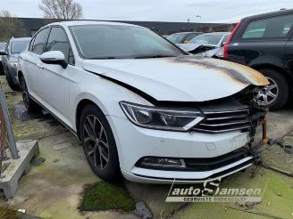 Coche siniestrado Volkswagen Passat Passat (3G2), Sedan, 2014 / 2024 1.4 TSI 16V 2017/4