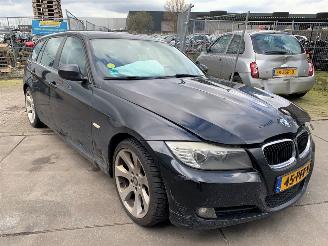 Schadeauto BMW 3-serie  2011/1