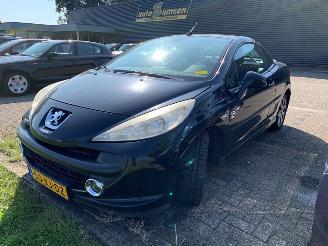Coche accidentado Peugeot 207  2007/6