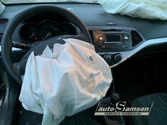 Kia Picanto Picanto (TA), Hatchback, 2011 / 2017 1.0 12V picture 9