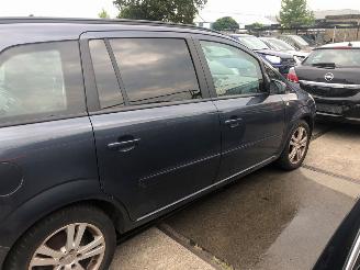 Opel Zafira  picture 5