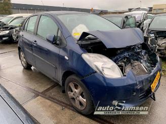 disassembly passenger cars Toyota Yaris Yaris II (P9), Hatchback, 2005 / 2014 1.3 16V VVT-i 2006/8