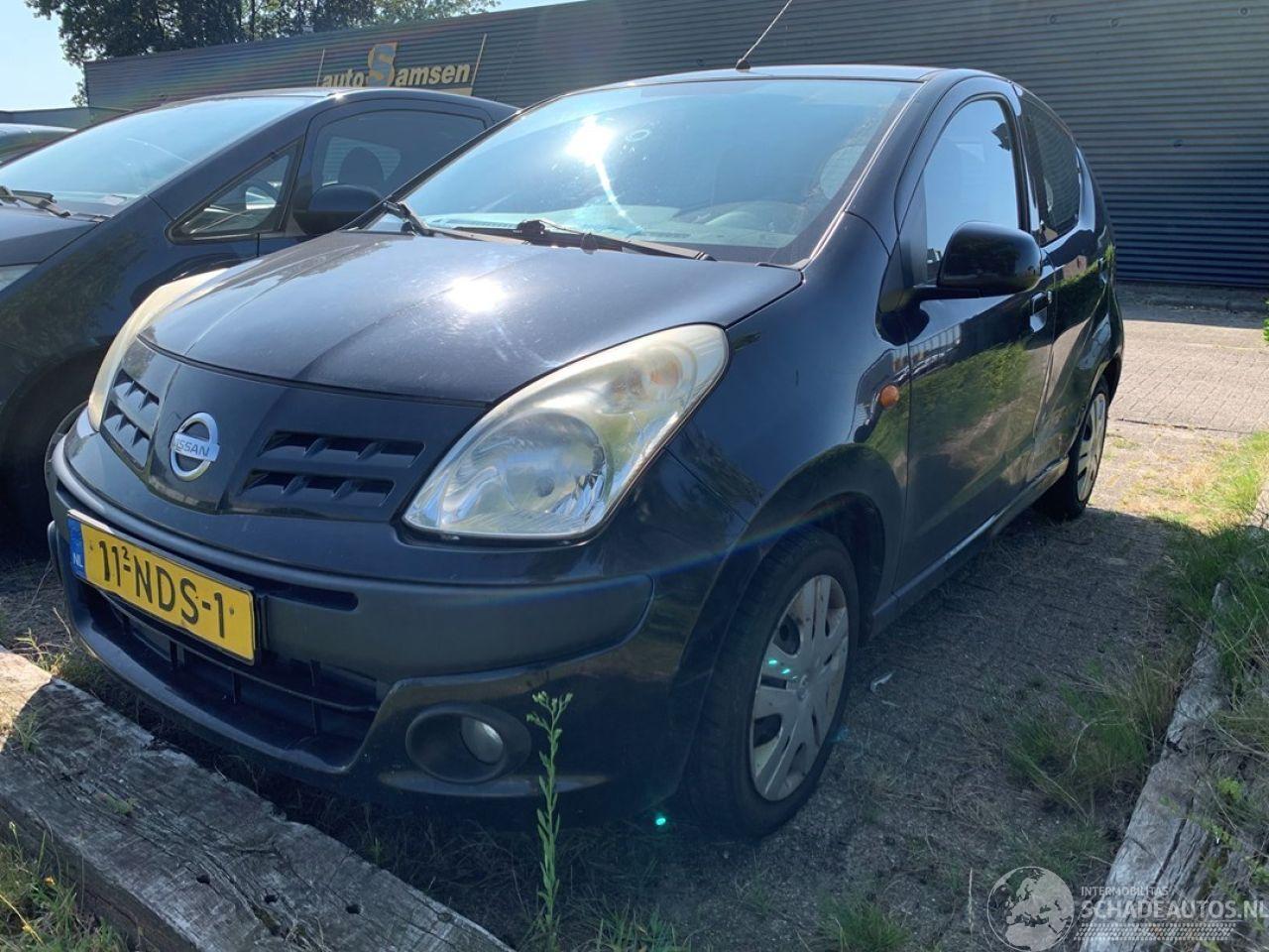 Nissan Pixo 