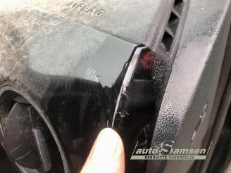 Volkswagen Up! Up! (121), Hatchback, 2011 1.0 12V 75 picture 9