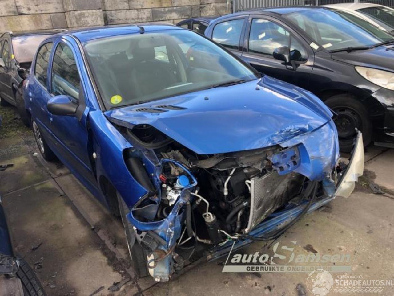 Peugeot 206 206+ (2L/M), Hatchback, 2009 / 2013 1.4 XS