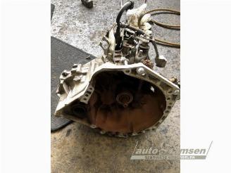 Toyota Yaris Yaris III (P13), Hatchback, 2010 / 2020 1.0 12V VVT-i picture 23