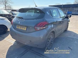 Peugeot 208 208 I (CA/CC/CK/CL), Hatchback, 2012 / 2019 1.6 Blue HDi 100 picture 3