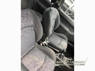 Peugeot 206 206 (2A/C/H/J/S), Hatchback, 1998 / 2012 1.4 16V picture 5