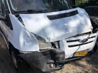 Ford Transit  picture 4