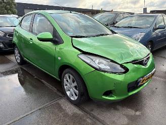 Mazda 2  picture 3