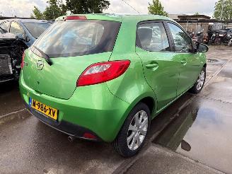 Mazda 2  picture 4