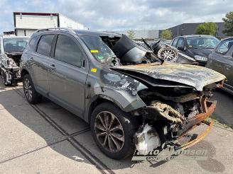 Auto incidentate Nissan Qashqai+2 Qashqai +2 (JJ10E), SUV, 2007 / 2014 2.0 16V 2014/3