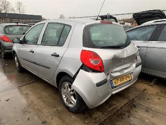 Renault Clio  picture 6