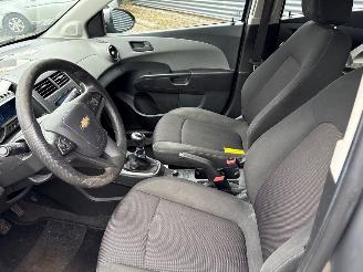 Chevrolet Aveo  picture 8