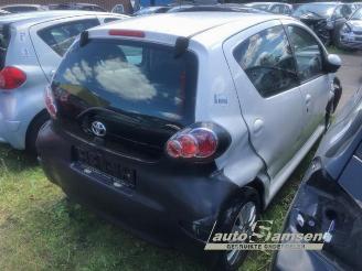 Toyota Aygo Aygo (B10), Hatchback, 2005 / 2014 1.0 12V VVT-i picture 2