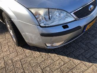 Ford Mondeo  picture 2