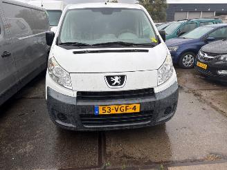damaged passenger cars Peugeot Expert  2007/5