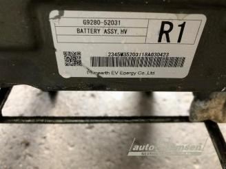 Toyota Yaris Yaris III (P13), Hatchback, 2010 / 2020 1.5 16V Hybrid picture 13