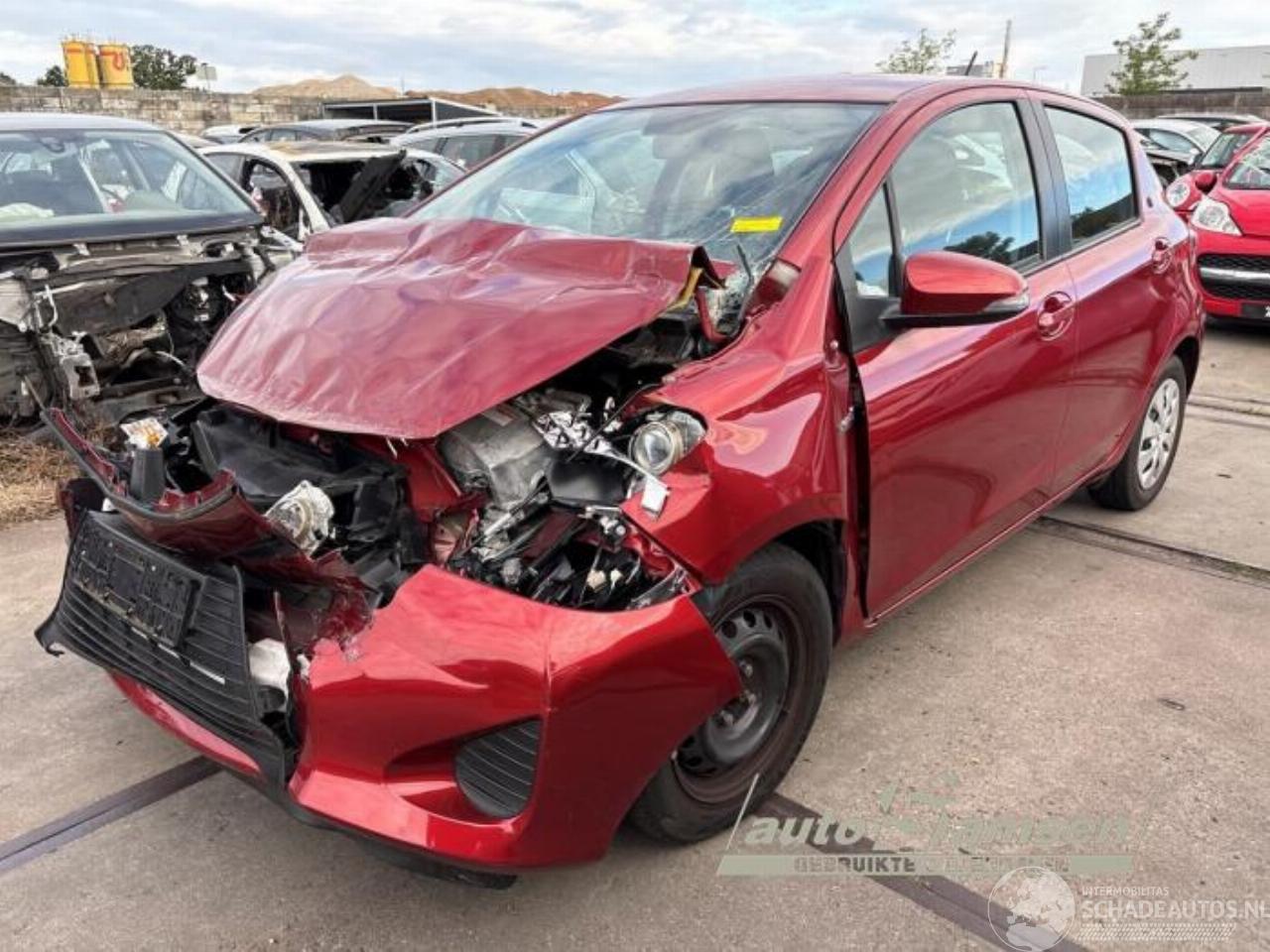 Toyota Yaris Yaris III (P13), Hatchback, 2010 / 2020 1.5 16V Hybrid