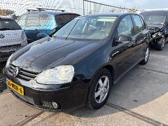 krockskadad bil auto Volkswagen Golf  2006/11