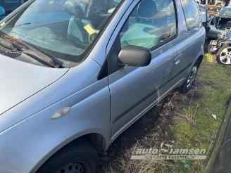 Toyota Yaris Yaris (P1), Hatchback, 1999 / 2005 1.0 16V VVT-i picture 3